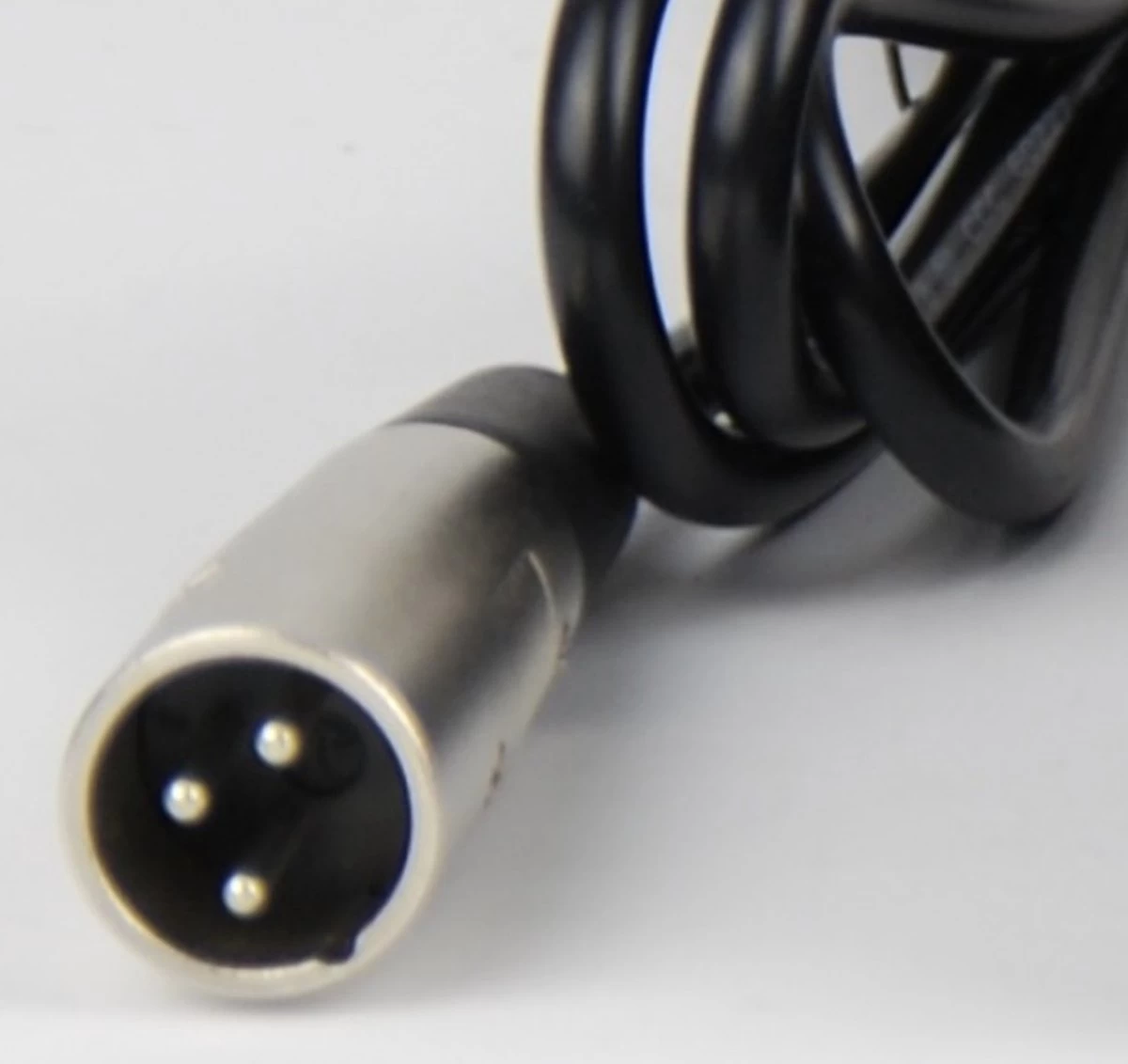 Universele Fietsaccu Lader - Elektrische Fietsoplader - 24V - 2A - Met XLR 3 Pins Stekker - Afbeelding 5